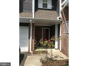 6 Halstead Pl in Princeton, NJ - Building Photo - Building Photo