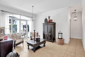 7302 SW 122 Ct in Miami, FL - Building Photo - Building Photo