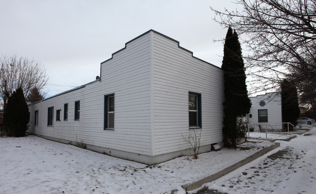 Courtyard Apartments in Burley, ID - Building Photo - Building Photo