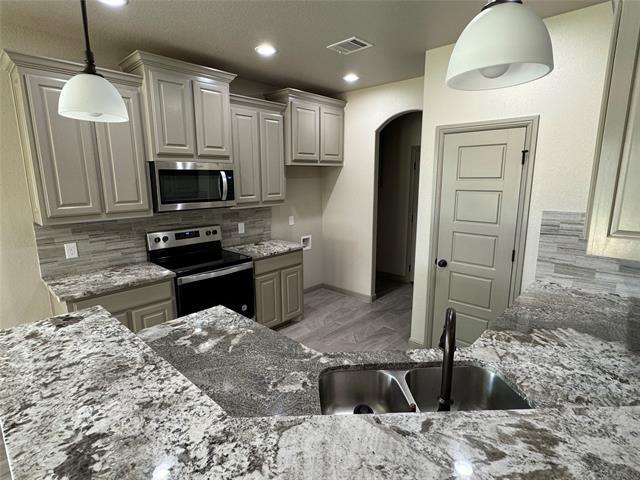 property at 3316 White Horse Dr