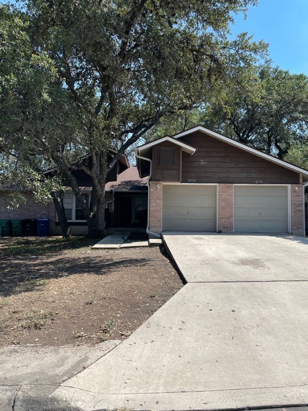 property at 8916 Hambledon Dr