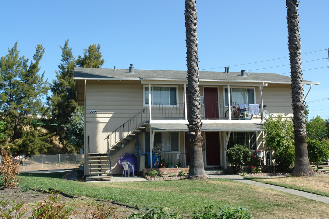 2299 William Dr in Santa Clara, CA - Building Photo