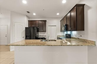 2048 Switch Grass Cir in Ocoee, FL - Building Photo - Building Photo
