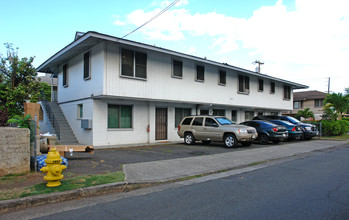 2815 Varsity Cir in Honolulu, HI - Building Photo - Building Photo