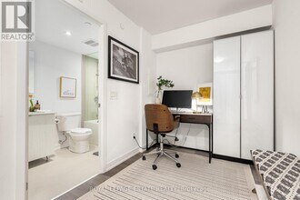 1401 O'Connor Dr in Toronto, ON - Building Photo - Building Photo