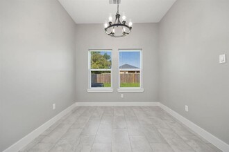 925 2nd St in Hempstead, TX - Building Photo - Building Photo