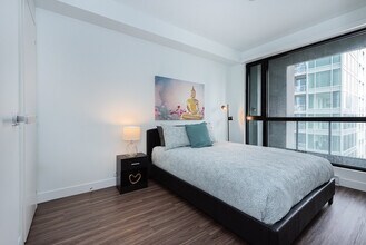 1390 Boul. René-Lévesque O in Montréal, QC - Building Photo - Building Photo