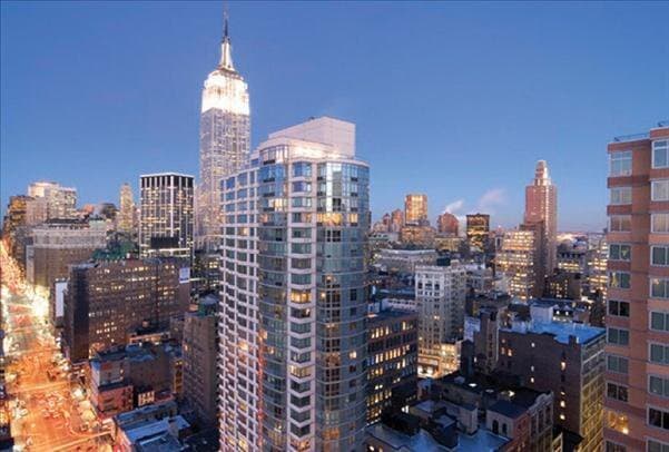 800 Sixth Avenue in New York, NY - Building Photo - Building Photo