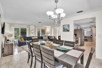 4112 NE 21st Ave in Fort Lauderdale, FL - Building Photo - Building Photo