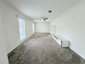 22176 Heatherwood Dr in Porter, TX - Building Photo - Building Photo