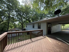 707 E Washington Ave in Harrison, AR - Foto de edificio - Building Photo