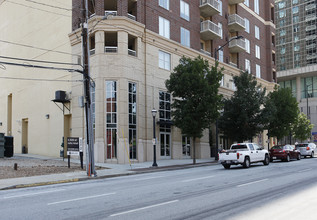 Museum Tower in Atlanta, GA - Building Photo - Building Photo