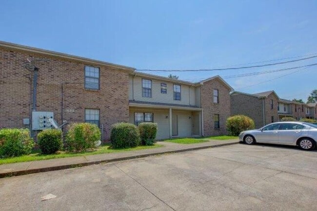 property at 1603 Minglewood Dr