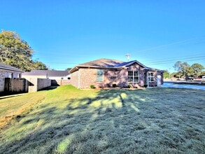 101 Prospect Dr SW in Hartselle, AL - Building Photo - Building Photo