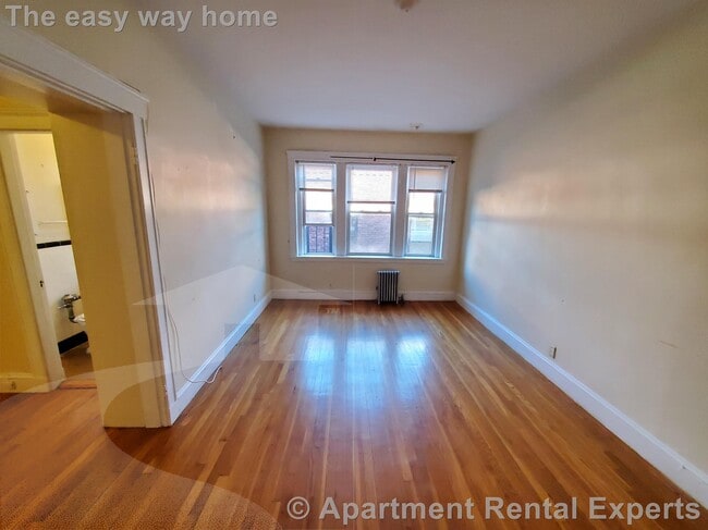 12 Wendell St