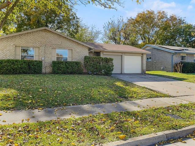 1110 Providence Ct in Arlington, TX - Building Photo - Building Photo