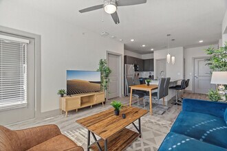 12100 1/2 Ferrystone Glen Dr in Austin, TX - Foto de edificio - Building Photo