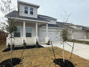561 Sormonne Lp in Kyle, TX - Building Photo - Building Photo
