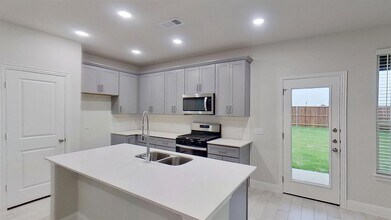 415 Magellan Rd in Seagoville, TX - Building Photo - Building Photo