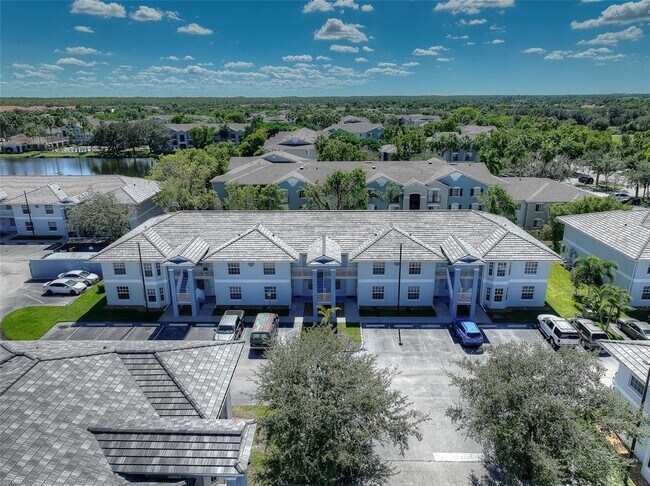 8380 Bernwood Cove Loop in Ft. Myers, FL - Building Photo - Building Photo