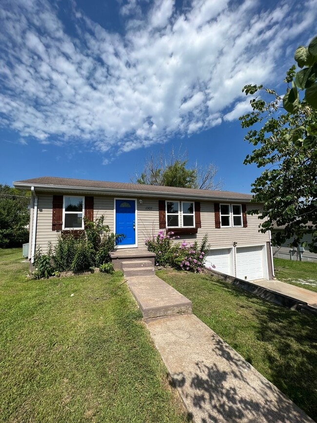 property at 1303 S 14th St