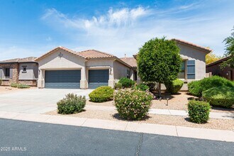 2310 W Sienna Bouquet Pl in Phoenix, AZ - Building Photo - Building Photo
