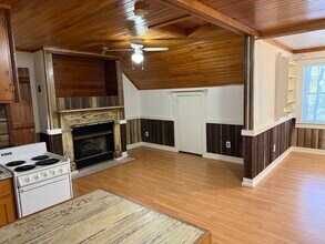 4116 Charles G Dr, Unit Apartment in Raleigh, NC - Building Photo - Building Photo