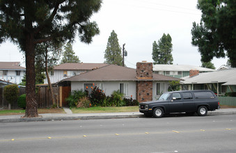 12182 Haster St in Garden Grove, CA - Building Photo - Building Photo