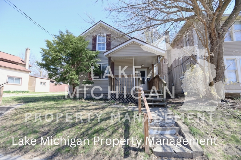 1310 Buffalo Ave NE in Grand Rapids, MI - Building Photo