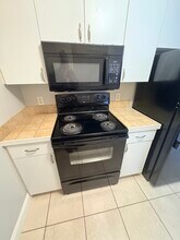 4870 S Atlantic Ave in New Smyrna Beach, FL - Building Photo - Building Photo