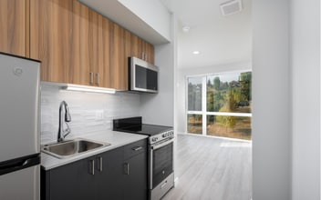 Ellis Apartments in Tacoma, WA - Building Photo - Building Photo