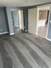 730 N Ridge Rd E, Unit 730 Unit D in Lorain, OH - Building Photo - Building Photo