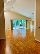 10561 NW 11th Ct in Plantation, FL - Building Photo - Building Photo