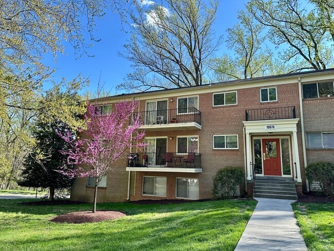 property at 10670 Weymouth St