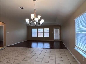 1065 Warbler Ln in Aubrey, TX - Building Photo - Building Photo