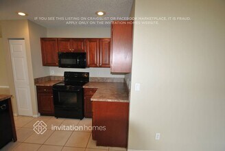 8820 Lake Park Cir N in Davie, FL - Building Photo - Building Photo