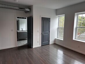 27 Wilson Ave, Unit D in Columbus, OH - Building Photo - Building Photo