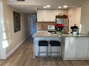 801 NE 18th Ct in Fort Lauderdale, FL - Building Photo - Building Photo