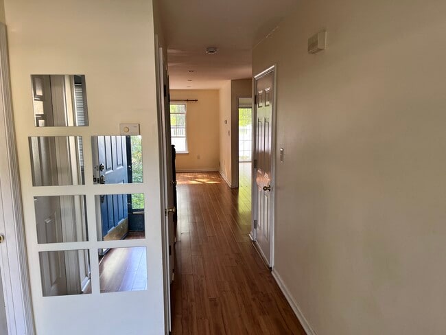 808 Pebble Creek Ct in Pennington, NJ - Building Photo - Building Photo