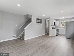 5026 Roseld Ct in Oxon Hill, MD - Building Photo - Building Photo