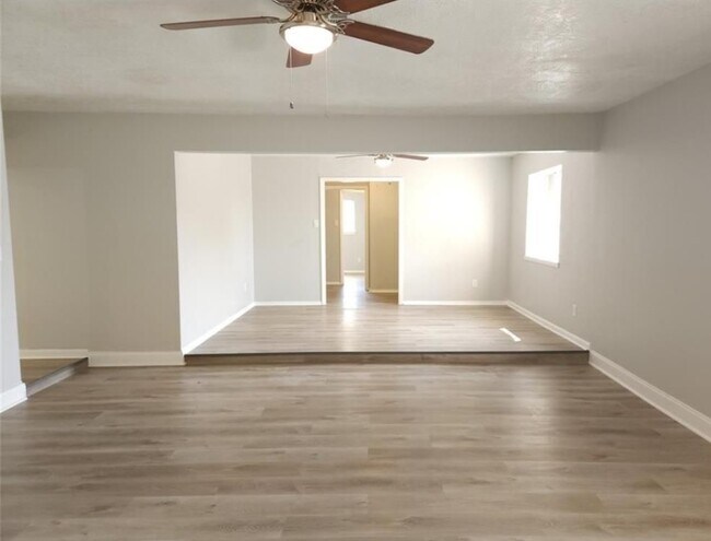 12939 Scott St in Houston, TX - Building Photo - Building Photo