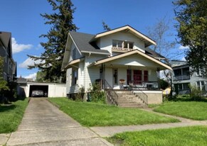 610 Irving St in Bellingham, WA - Building Photo