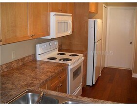 570 Northbridge Dr in Altamonte Springs, FL - Building Photo - Building Photo