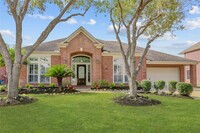 1819 Candle Light Ct in Sugar Land, TX - Foto de edificio - Building Photo