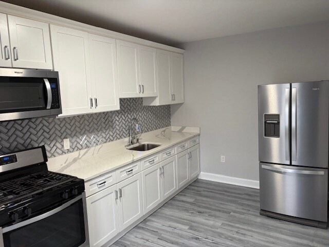 5 W Cottage St in Boston, MA - Building Photo
