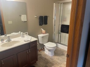 6310 Holscher Rd, Unit 6310 in McFarland, WI - Building Photo - Building Photo