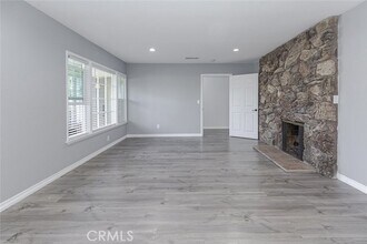 7856 Paso Robles Ave in Los Angeles, CA - Building Photo - Building Photo