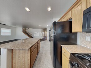 5676 Orangeroot Ct in Las Vegas, NV - Building Photo - Building Photo