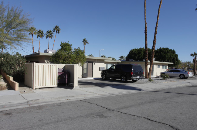 4086 E Calle De Ricardo in Palm Springs, CA - Building Photo - Building Photo