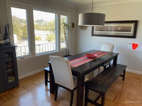 215 Evelyn Way in San Francisco, CA - Building Photo - Building Photo